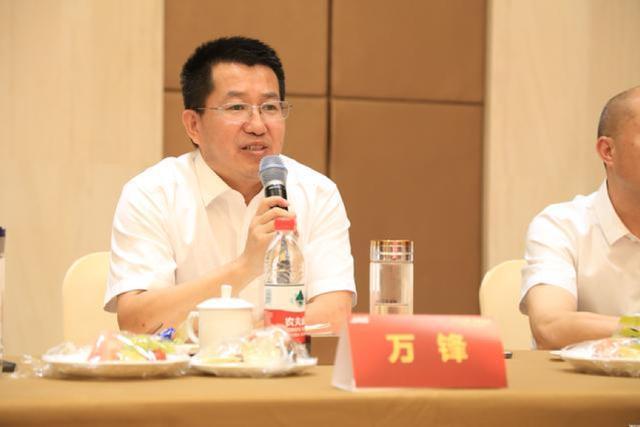 8月江淮輕卡銷量同比漲超6成！4.0時(shí)代戰(zhàn)略及開(kāi)發(fā)威力盡顯